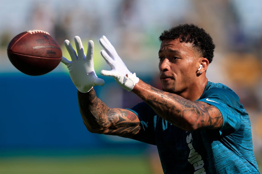 © Corey Perrine/Florida Times-Union / USA TODAY NETWORK via Imagn Images Evan Engram
