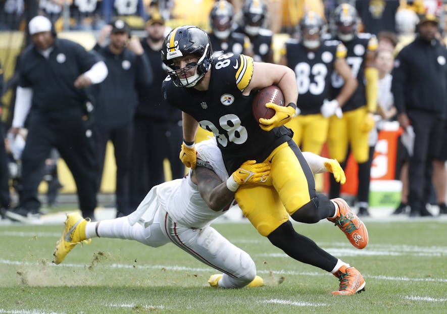 © Charles LeClaire-Imagn Images tight end