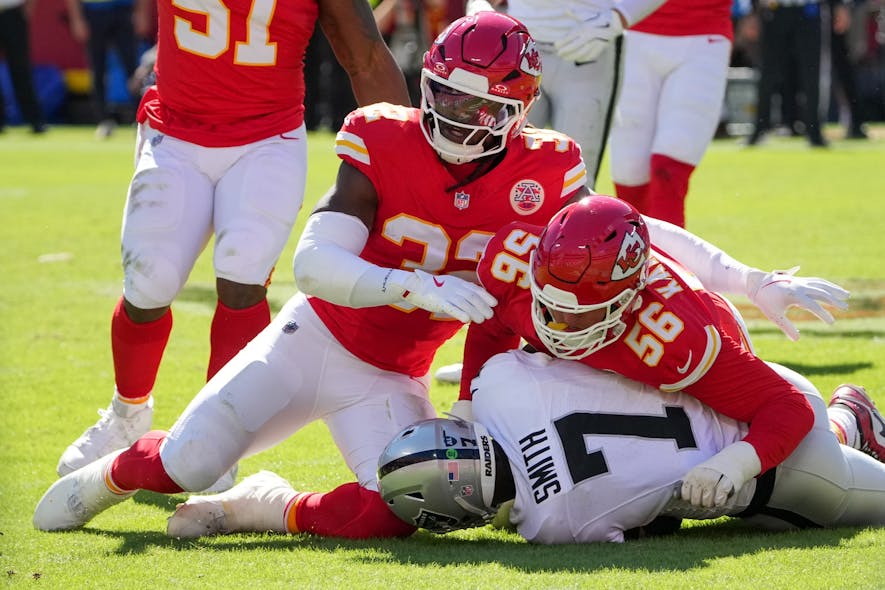 © Denny Medley-Imagn Images waiver wire defenses