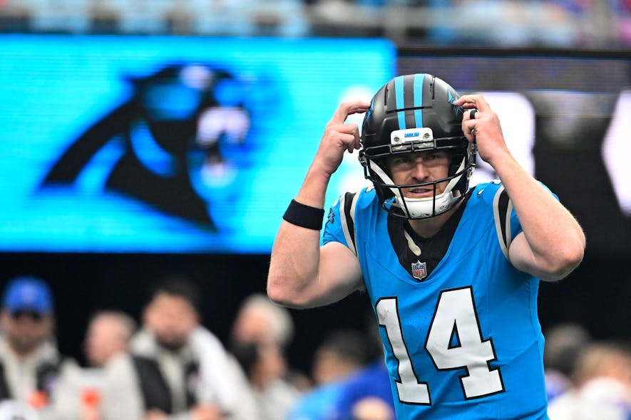 © Bob Donnan-Imagn Images waiver wire defenses