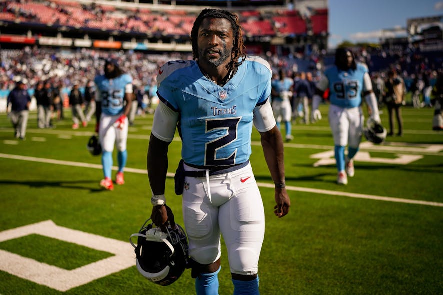 © Andrew Nelles / The Tennessean / USA TODAY NETWORK via Imagn Images buy low sell high