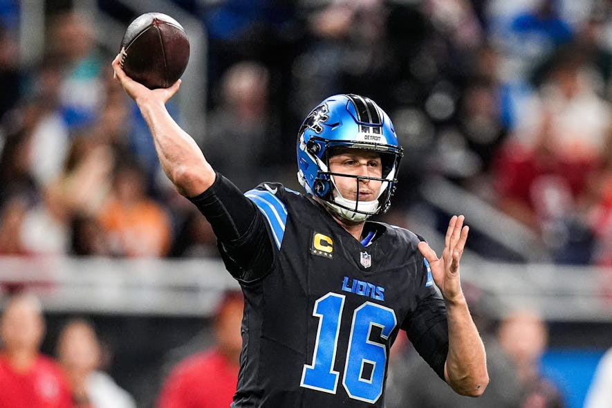 © Junfu Han / USA TODAY NETWORK via Imagn Images Close Calls