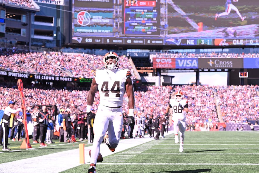 © Brian Fluharty-Imagn Images tight end