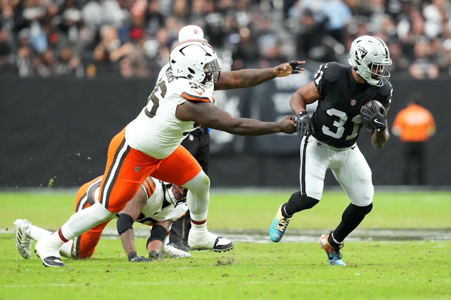 &copy; Stephen R. Sylvanie-Imagn Images waiver wire