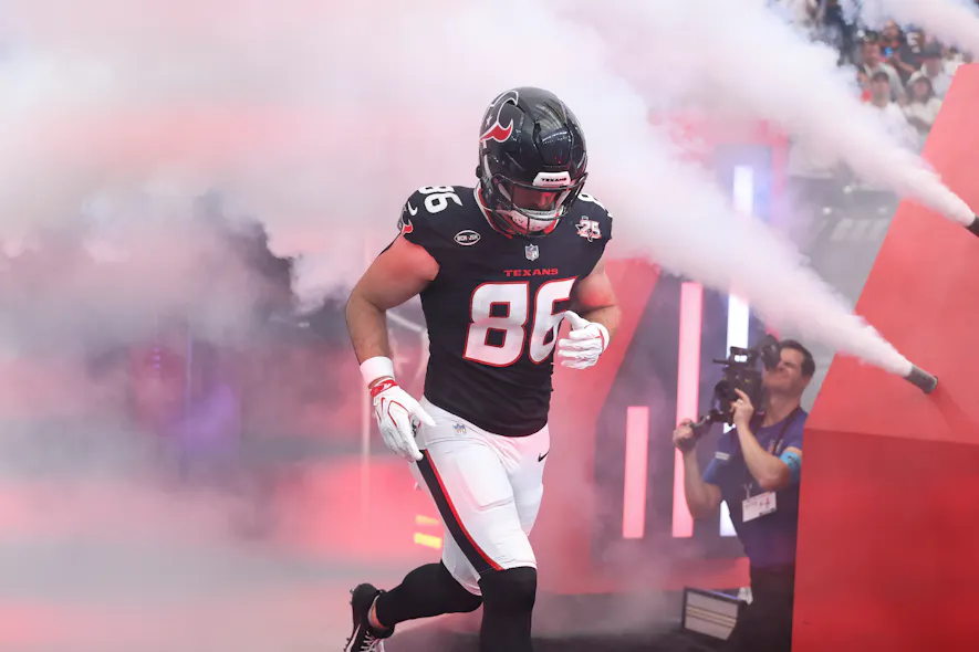 IMAGN IMAGES via Reuters Connect tight end